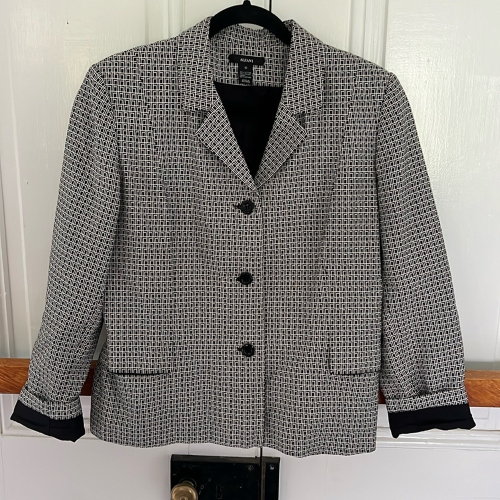 ALFANI Women’s Blazer